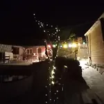 Assos Taş Ev 2 oda salon mutfak Denize yakın Bahçe Veranda *