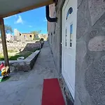 Assos Taş Ev 2 oda salon mutfak Denize yakın Bahçe Veranda Casa de Férias Ayvacik (Canakkale)