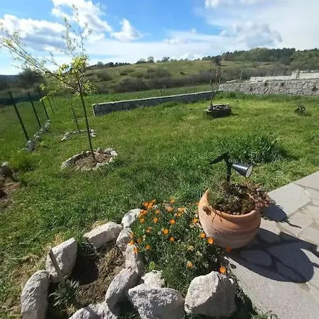 Assos Egedebirnefes Kir Evi * Ayvacik (Canakkale)
